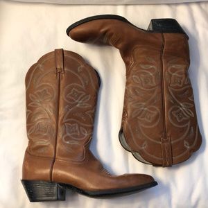 Artiat Cowboy Boots